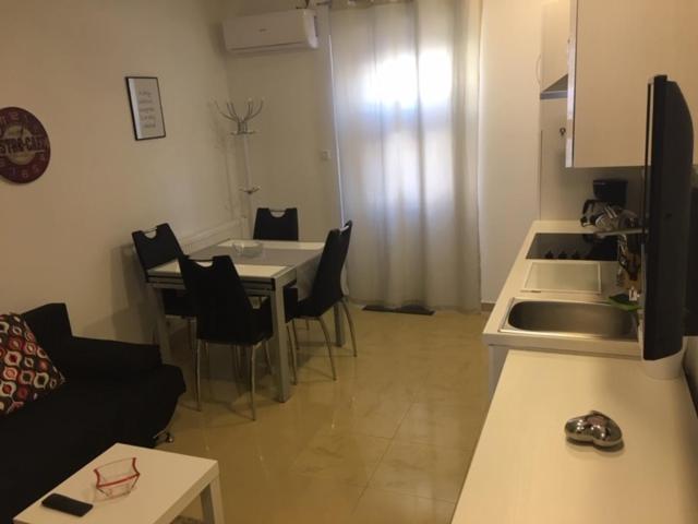 Apartments Eni & Dani 普拉 外观 照片